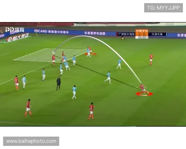 深圳飞盘队战术之争引发热议球迷与专家观点交锋