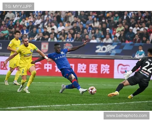 上海申花对阵河南建业精彩直播全程回顾与赛后分析