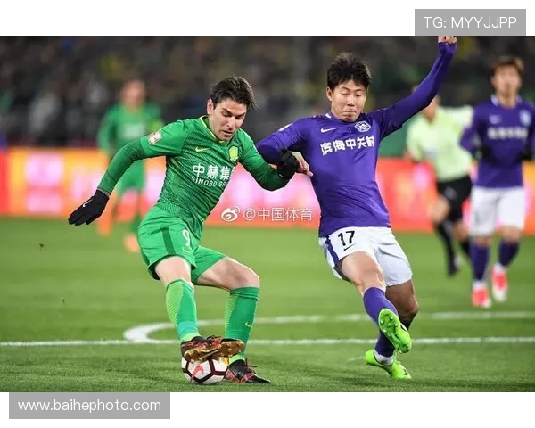 北京中赫国安迎战成都队全力争胜展现球队实力与斗志 北京中赫国安迎战成都队全力争胜展现球队实力与斗志