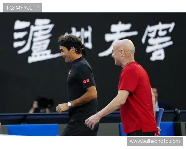 费德勒与梅西的巅峰对决：网球与足球巨星的传奇碰撞