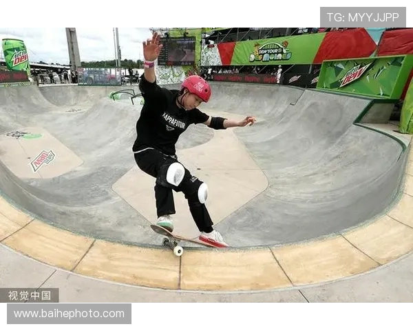 成都滑板队与西安滑板队赛后复盘意识对比分析与启示