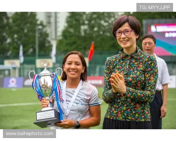 南京飞盘队与重庆飞盘队的速度较量赛后分析与战术总结